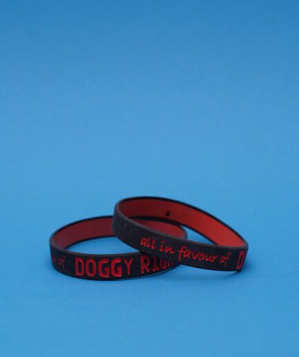 Embark Wristband - All in favor of doggy rights - Black